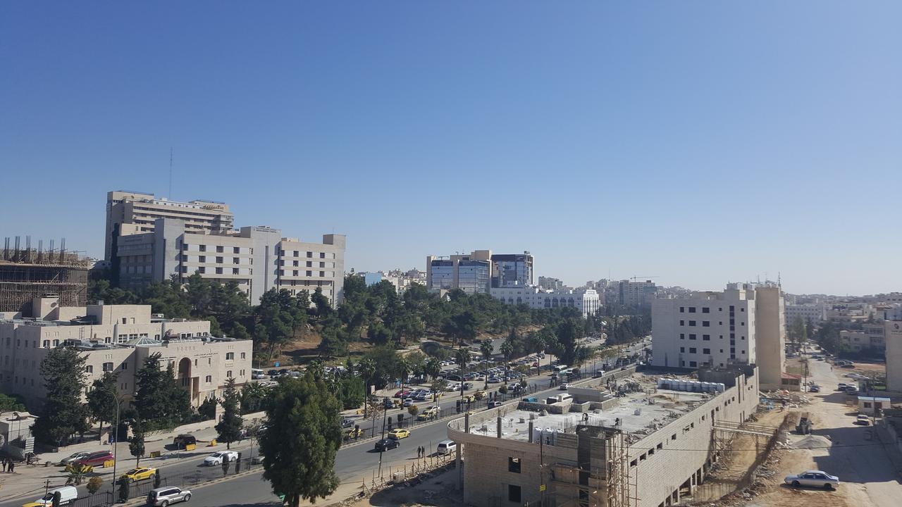 Al Khaleej Hotel Apartments Amman Exterior photo